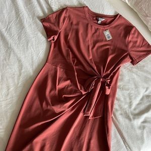 Crew-Neck Short Sleeve Dress With Front Tie - Thyme Maternity